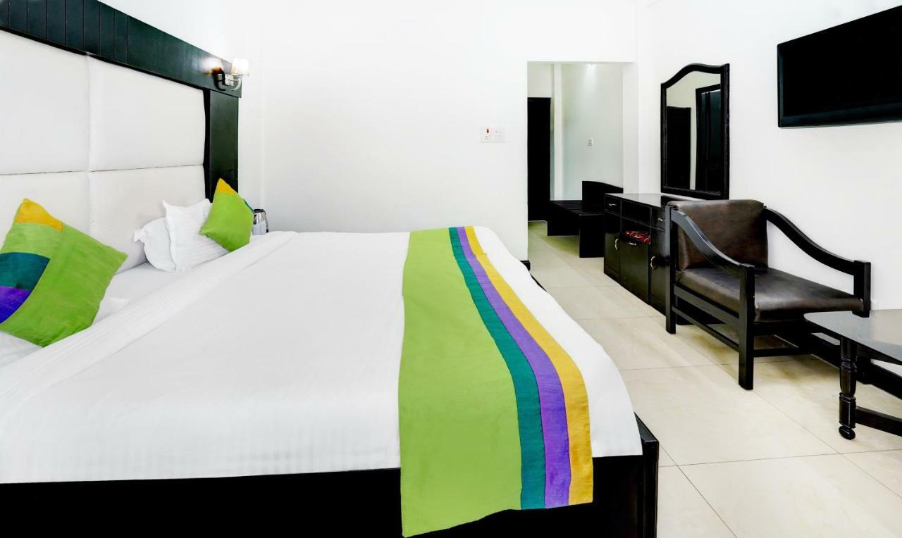 Treebo Trend Mussoorie Club Hotel Dehradun Eksteriør billede
