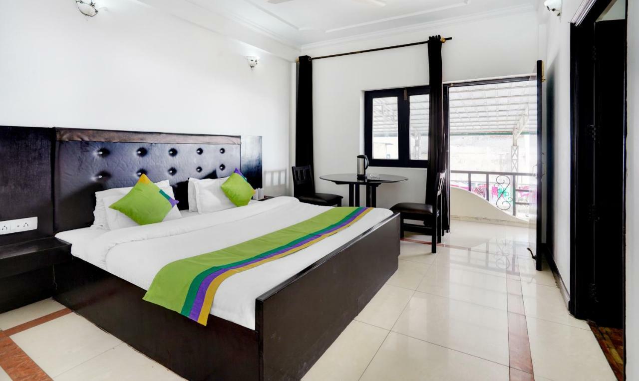 Treebo Trend Mussoorie Club Hotel Dehradun Eksteriør billede