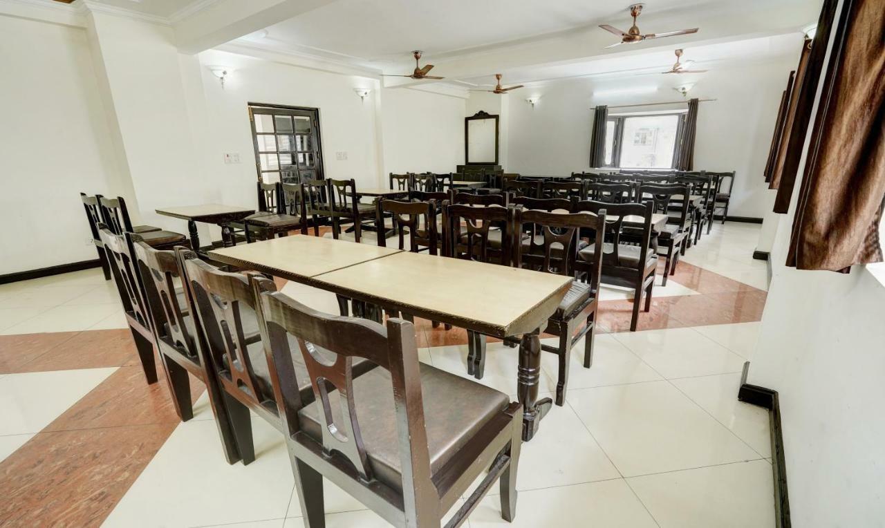 Treebo Trend Mussoorie Club Hotel Dehradun Eksteriør billede